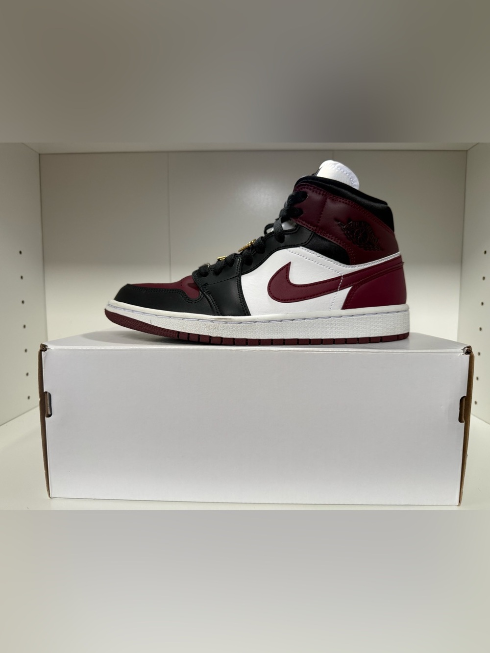 Jordan High-Top Sneakers - Black / White / Burgundy